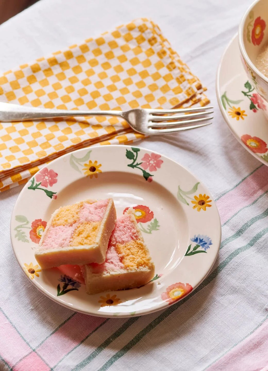 Emma Bridgewater Poppies & Pinks Small Side Plate 6.5 inch