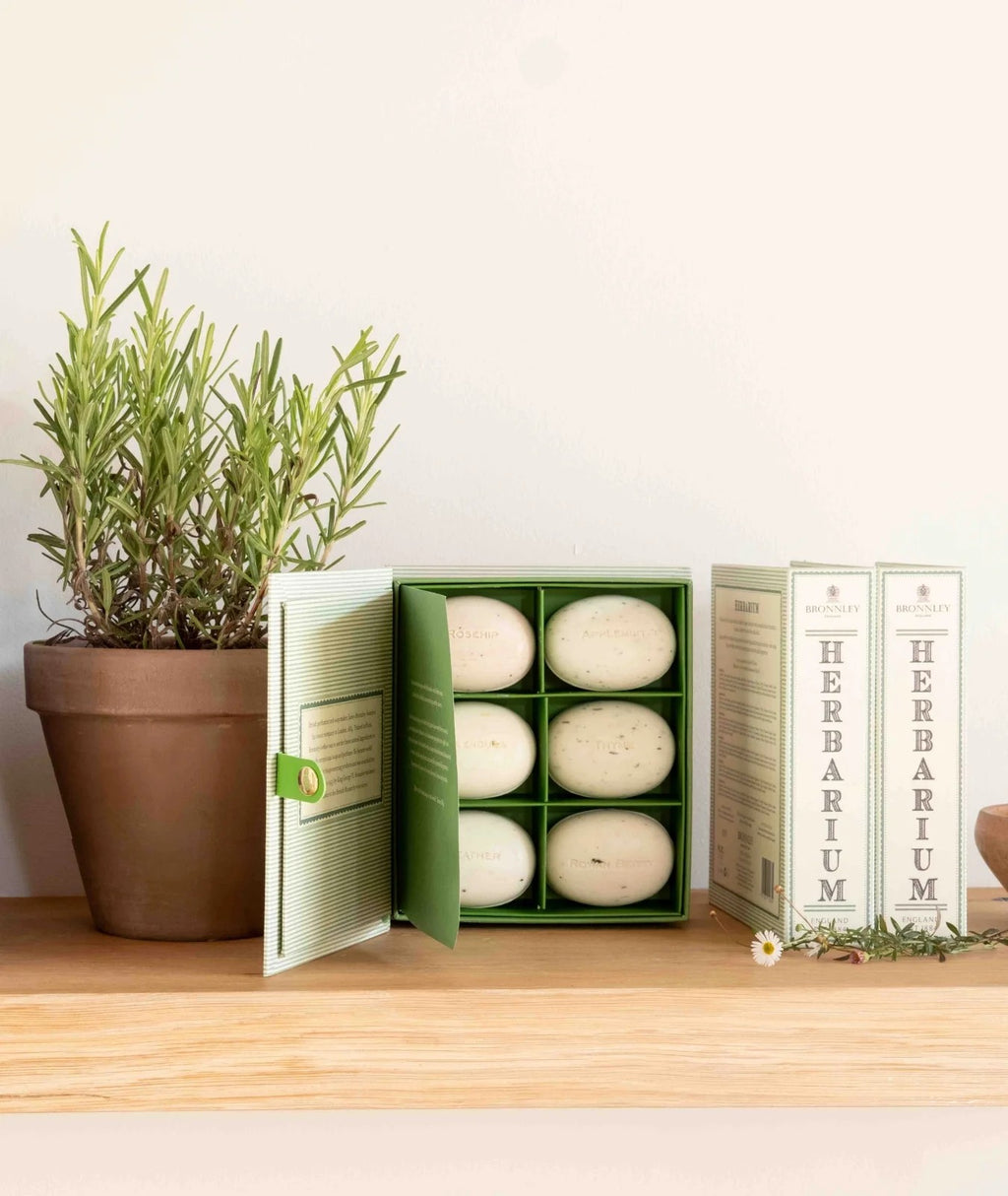 Bronnley Herbarium Soap Gift Set